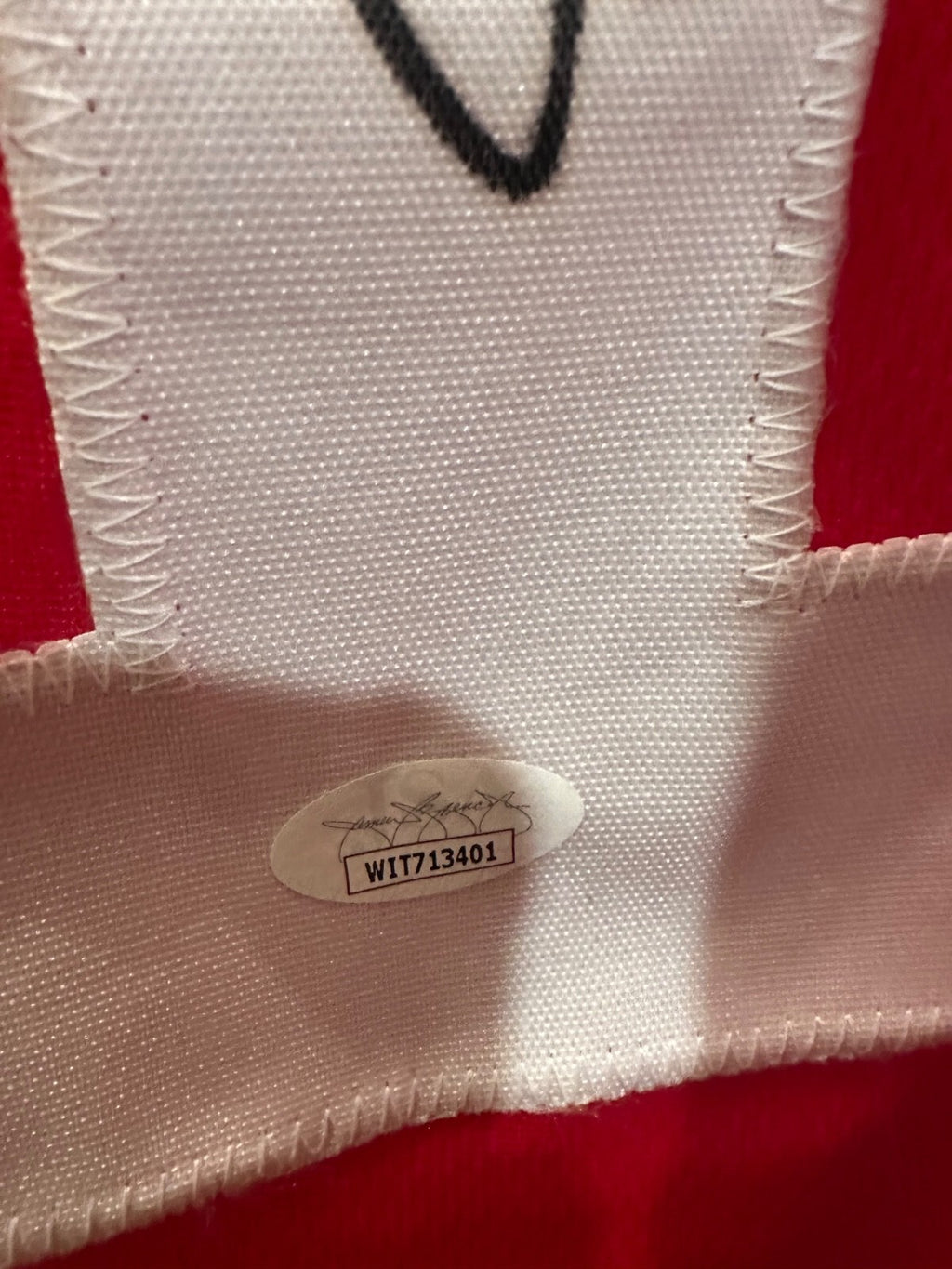 Joe Montana Signed San Francisco 49ers #16 Red Jersey – JSA Witnessed COA