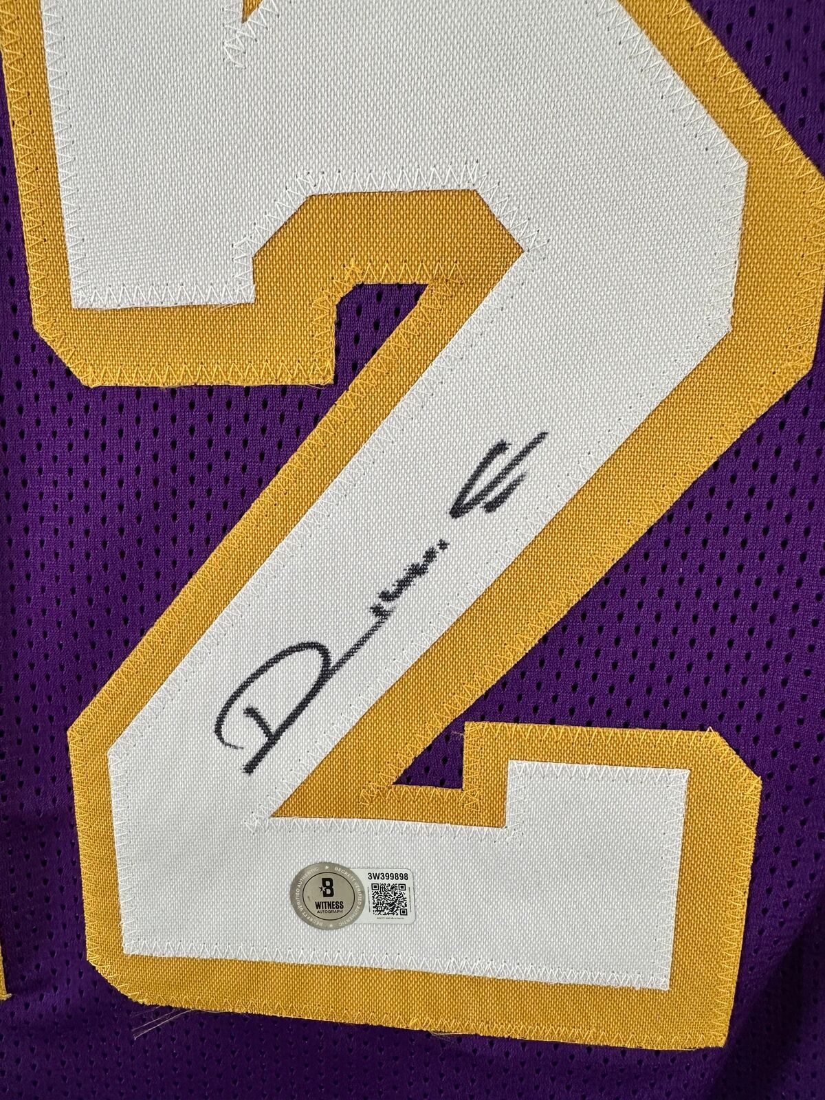 Vlade Divac Signed Lakers Jersey – Beckett Witness Authenticated