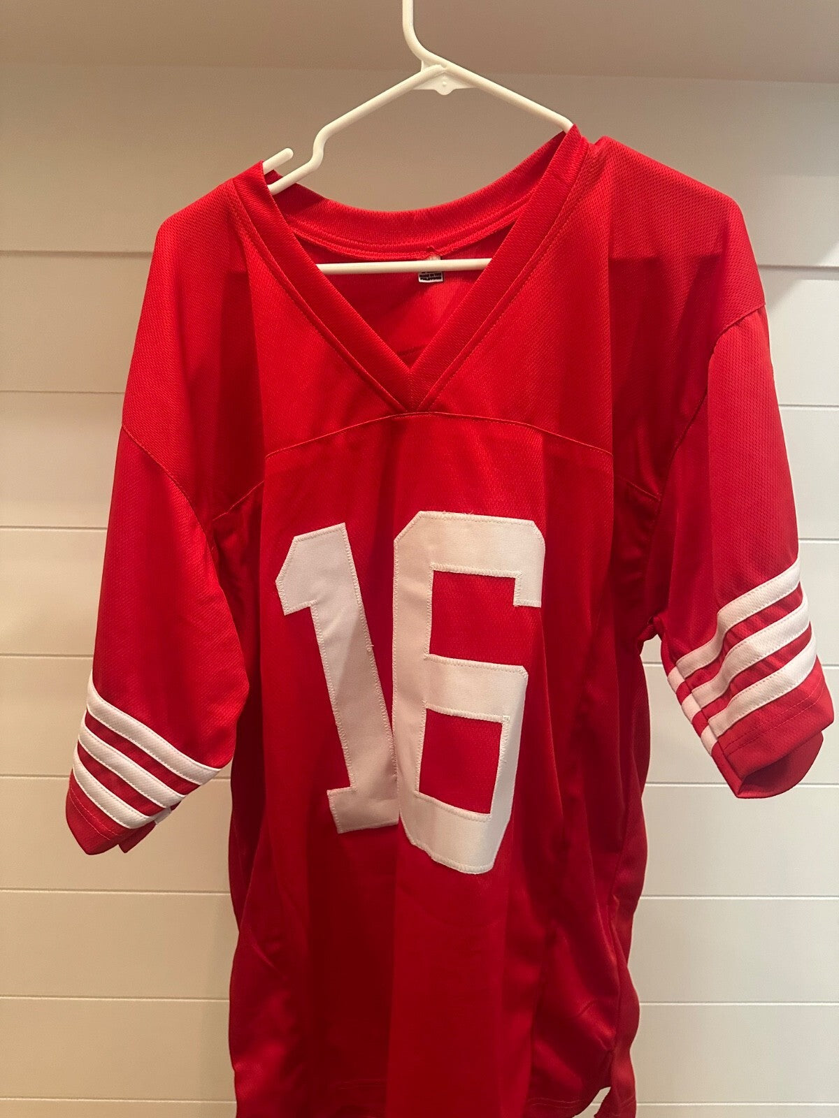 Joe Montana Signed San Francisco 49ers #16 Red Jersey – JSA Witnessed COA