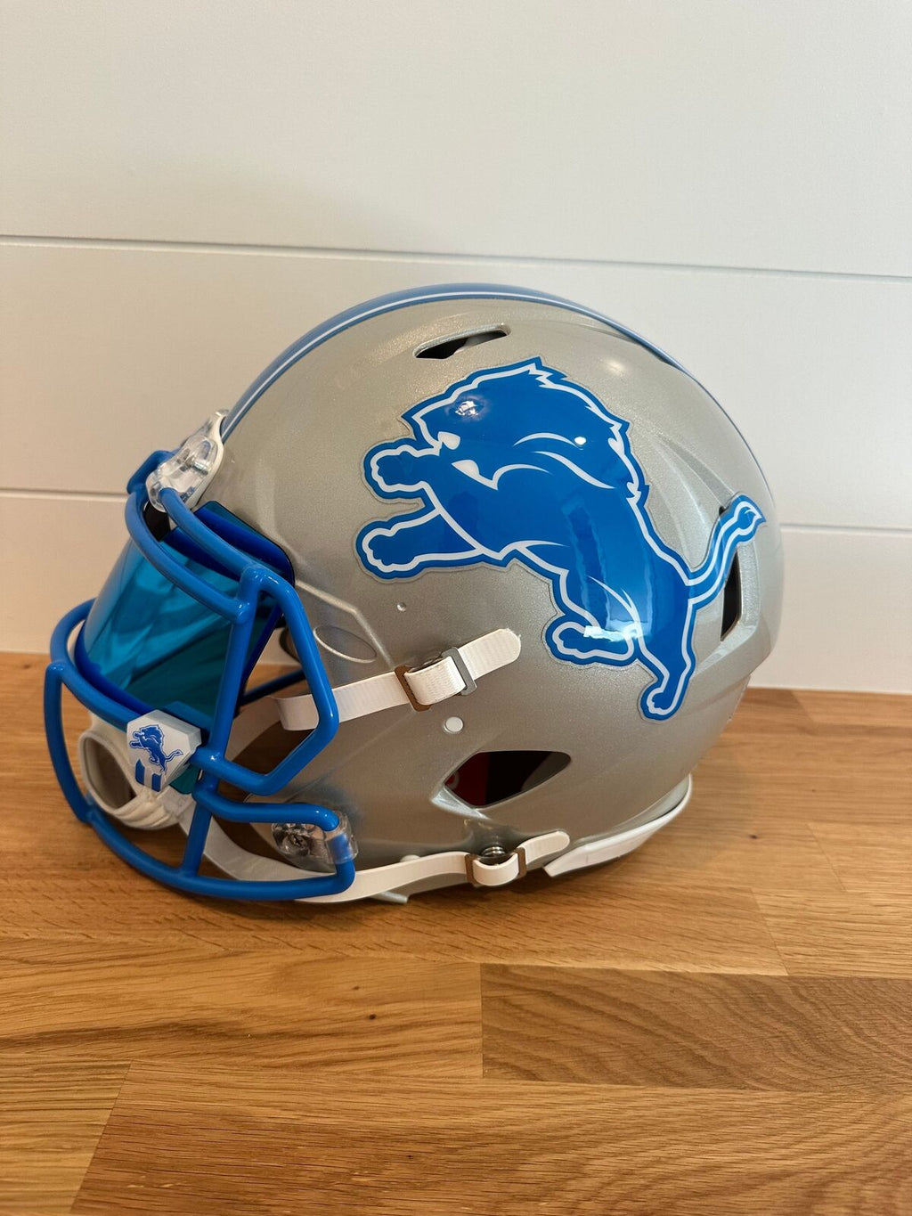 Jared Goff Signed Detroit Lions Authentic Helmet – Fanatics Certified