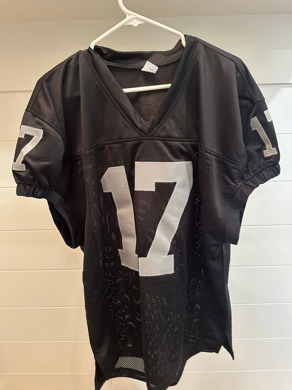 Davante Adams Autographed Las Vegas Raiders #17 Jersey – Beckett Witnessed