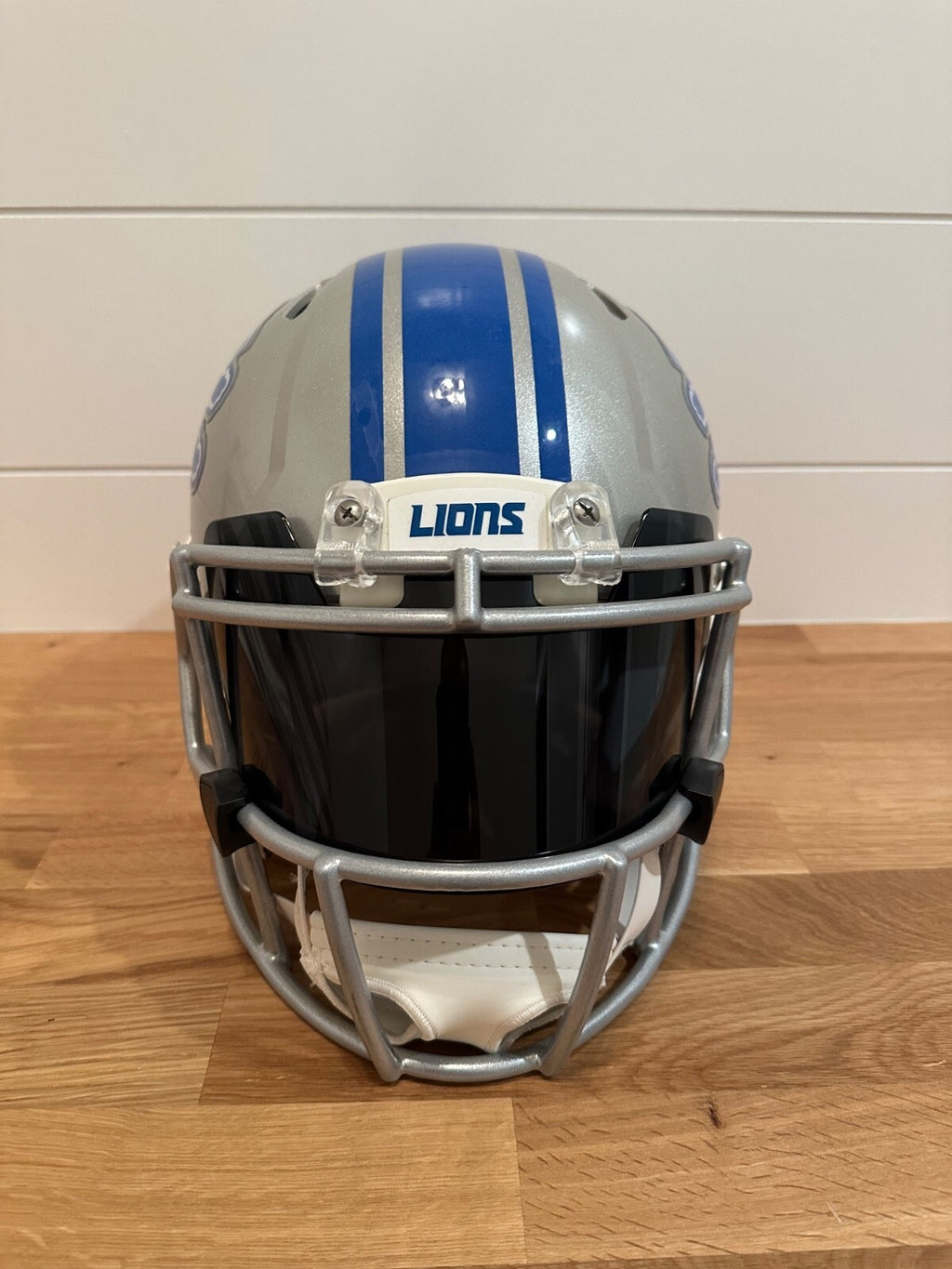 D’Andre Swift Signed Detroit Lions Full-Size Authentic Helmet – Fanatics