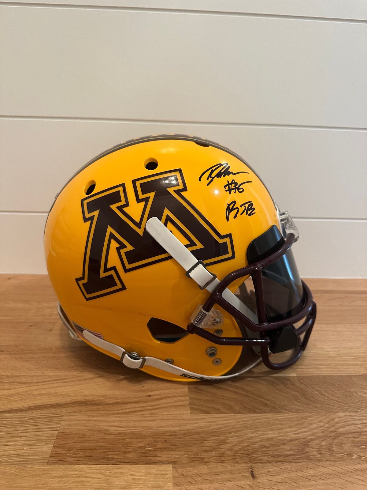 Tyler Johnson Signed Minnesota Golden Gophers Full-Size Replica Helmet – Becket