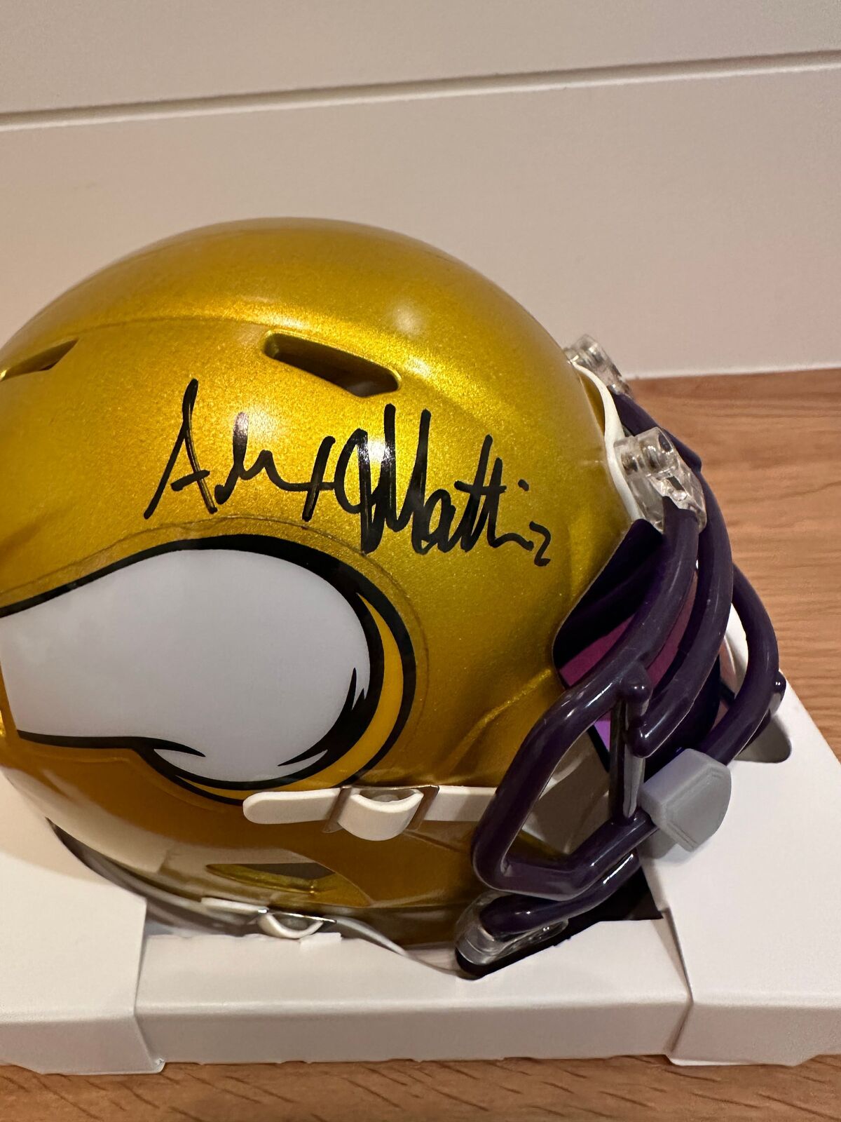 Alexander Mattison Signed Minnesota Vikings Gold Flash Mini Helmet –