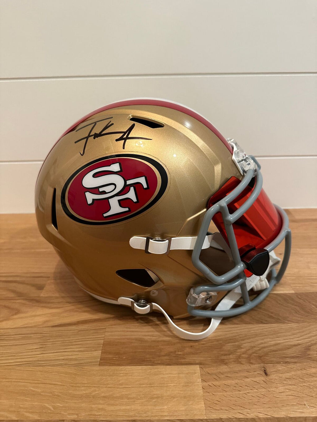 Frank Gore Signed San Francisco 49ers Full-Size Replica Helmet – Beckett