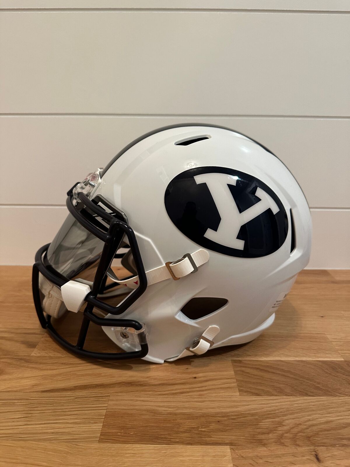 Fred Warner Signed BYU Cougars Full-Size Riddell Speed Helmet – Beckett BAS