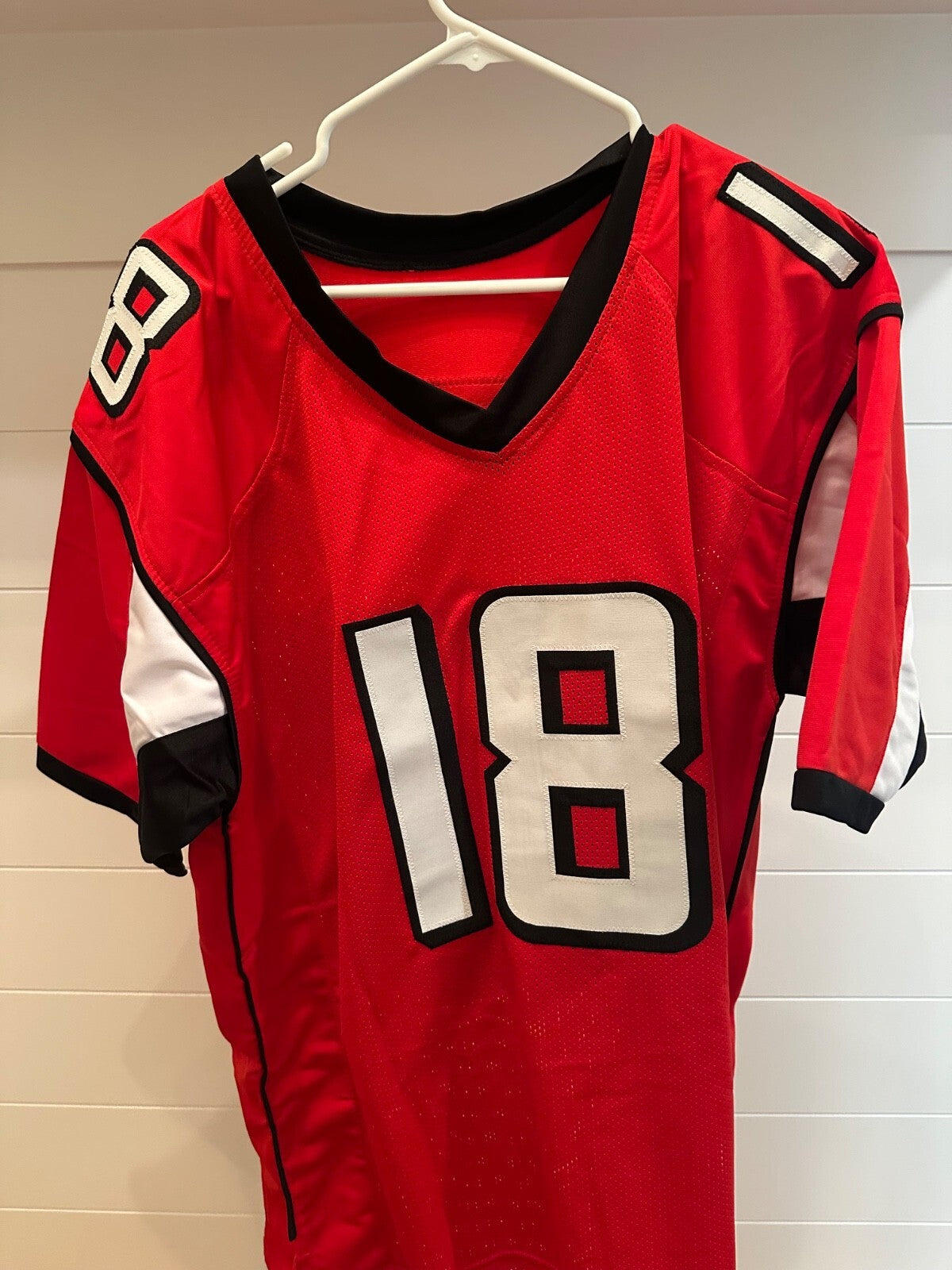 Calvin Ridley Autographed Atlanta Falcons Jersey – Beckett Witnessed COA