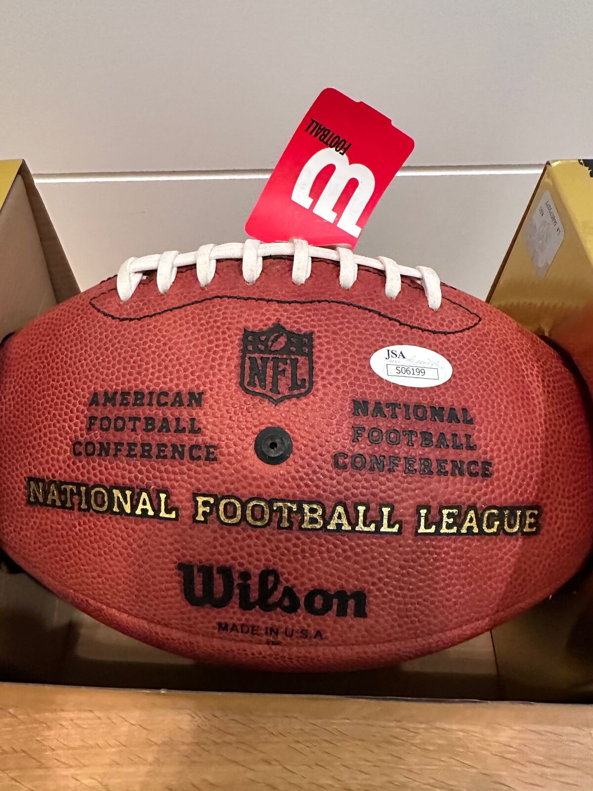 Le’Veon Bell Signed Wilson NFL Authentic Game Ball “The Duke” JSA S06199