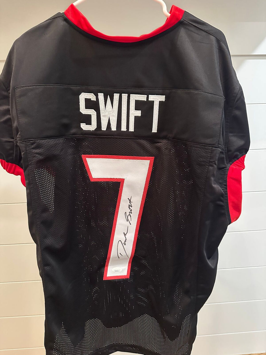 D’Andre Swift Signed Georgia Bulldogs-Style #7 Jersey – JSA Authenticated