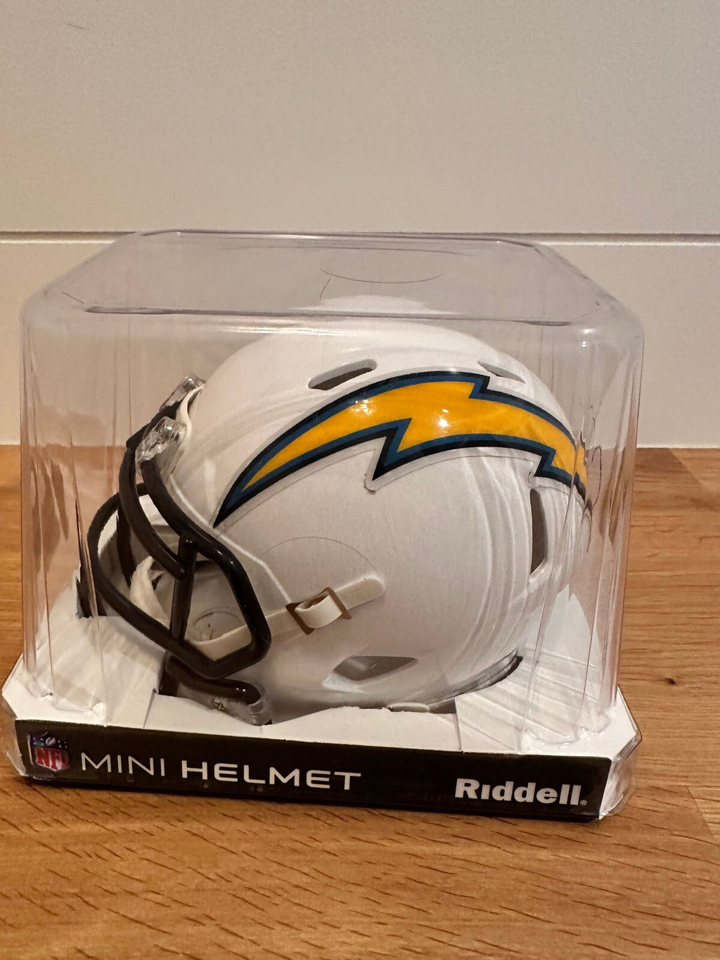 Los Angeles Chargers Riddell Mini Helmet – Unsigned