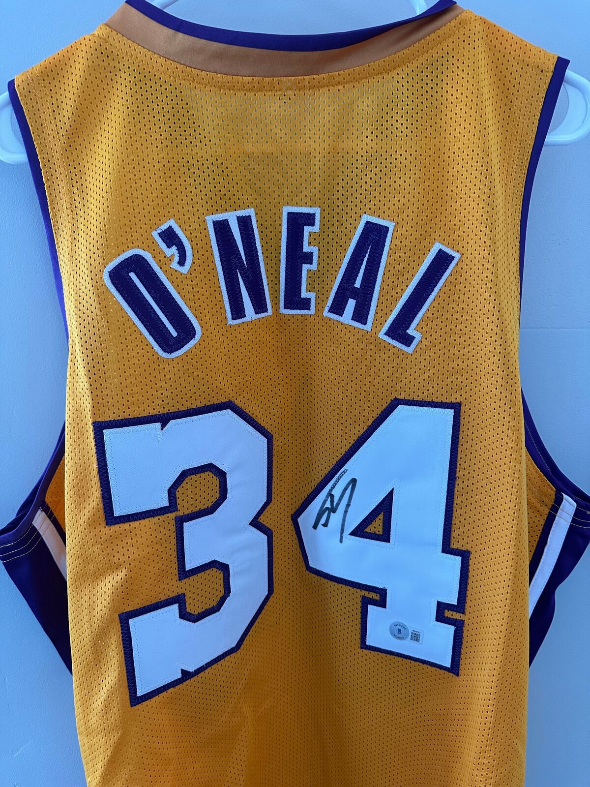 Shaquille O’Neal Signed Lakers Jersey Beckett Witnessed