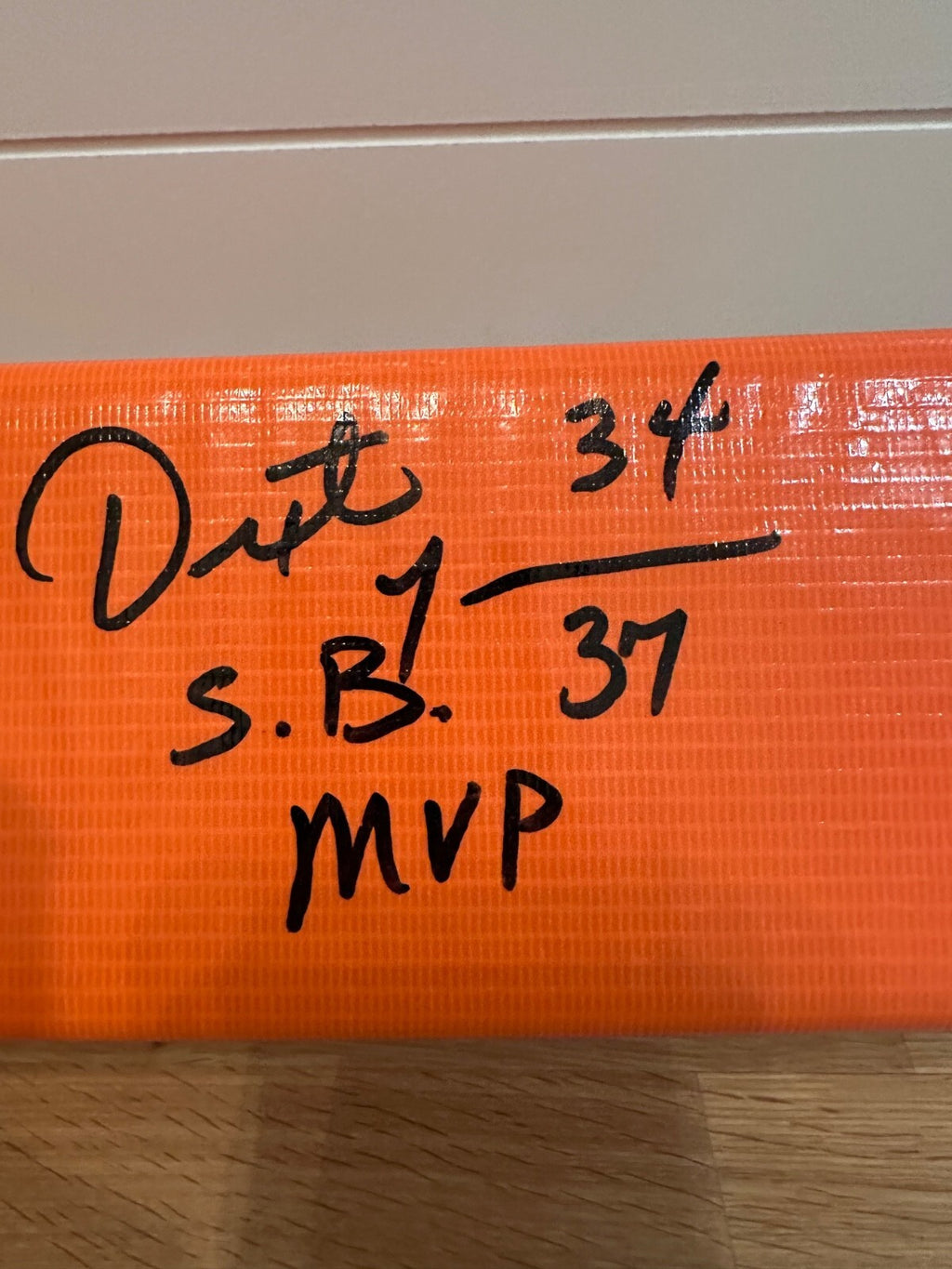 Dexter Jackson Signed End Zone Pylon – SB 37 MVP – Beckett Witnessed
