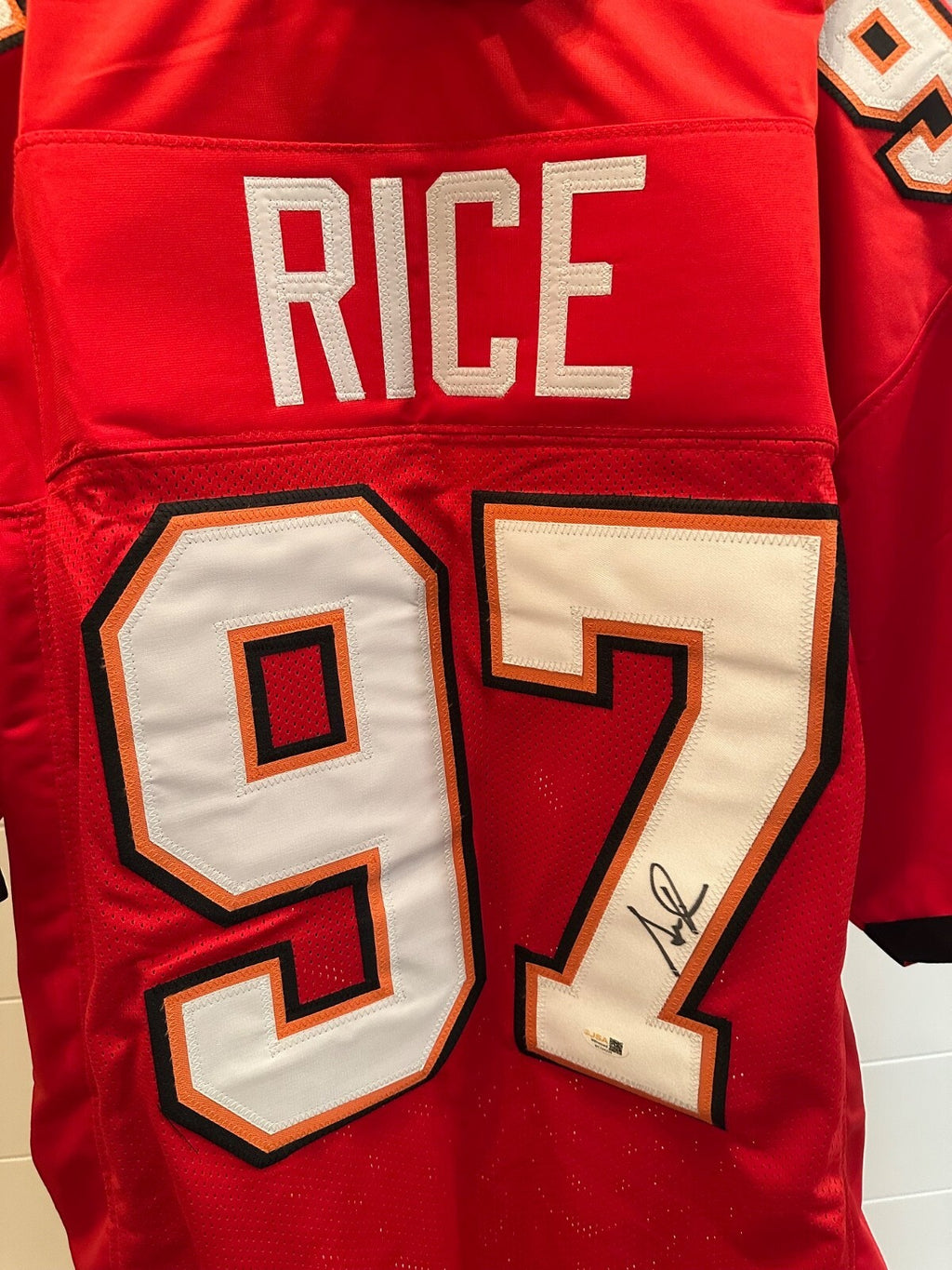 Simeon Rice Signed Buccaneers #97 Red Jersey – JSA Witnessed