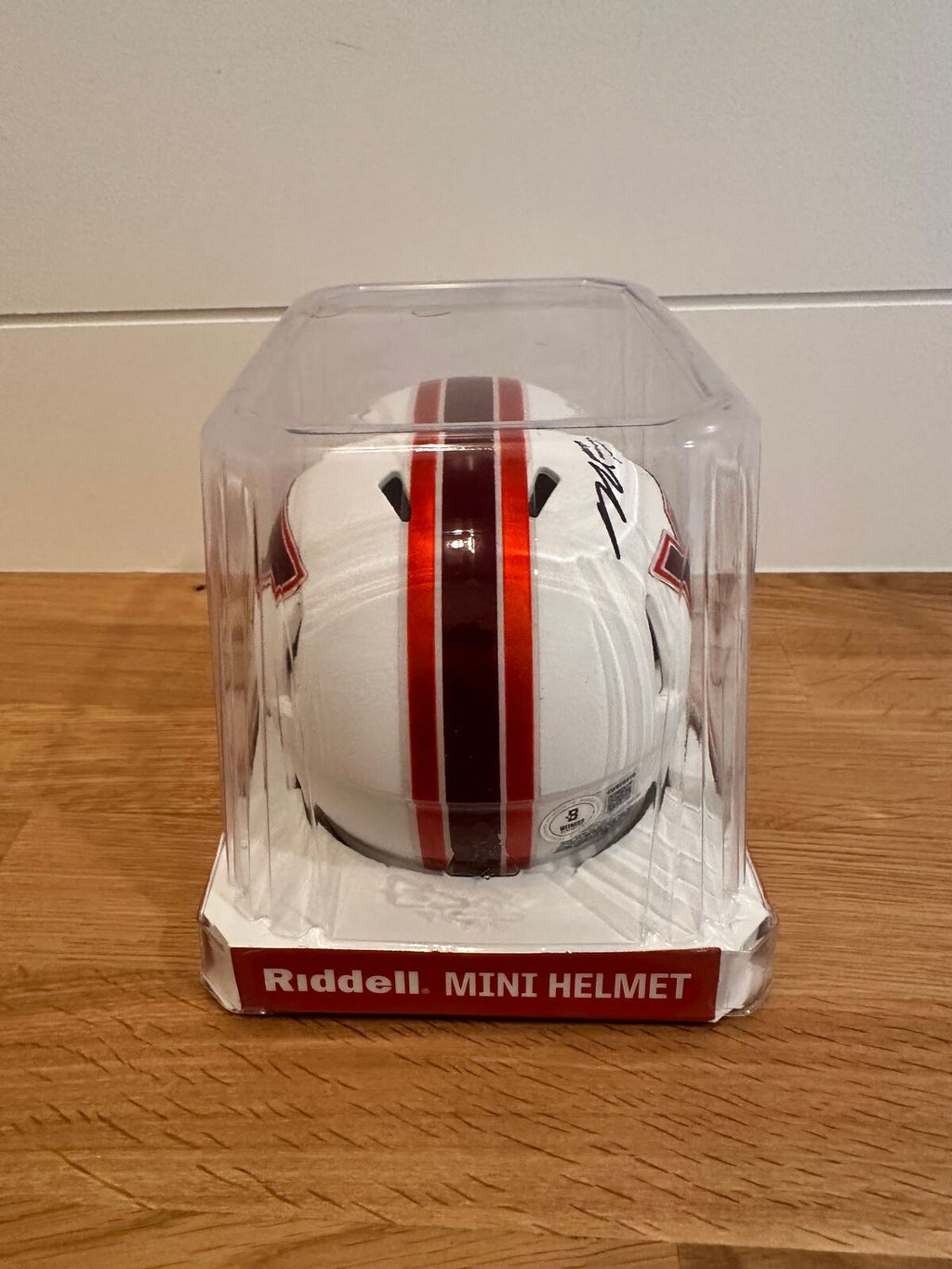 Mike Vick Signed Virginia Tech Hokies Mini Helmet – Beckett Authenticated